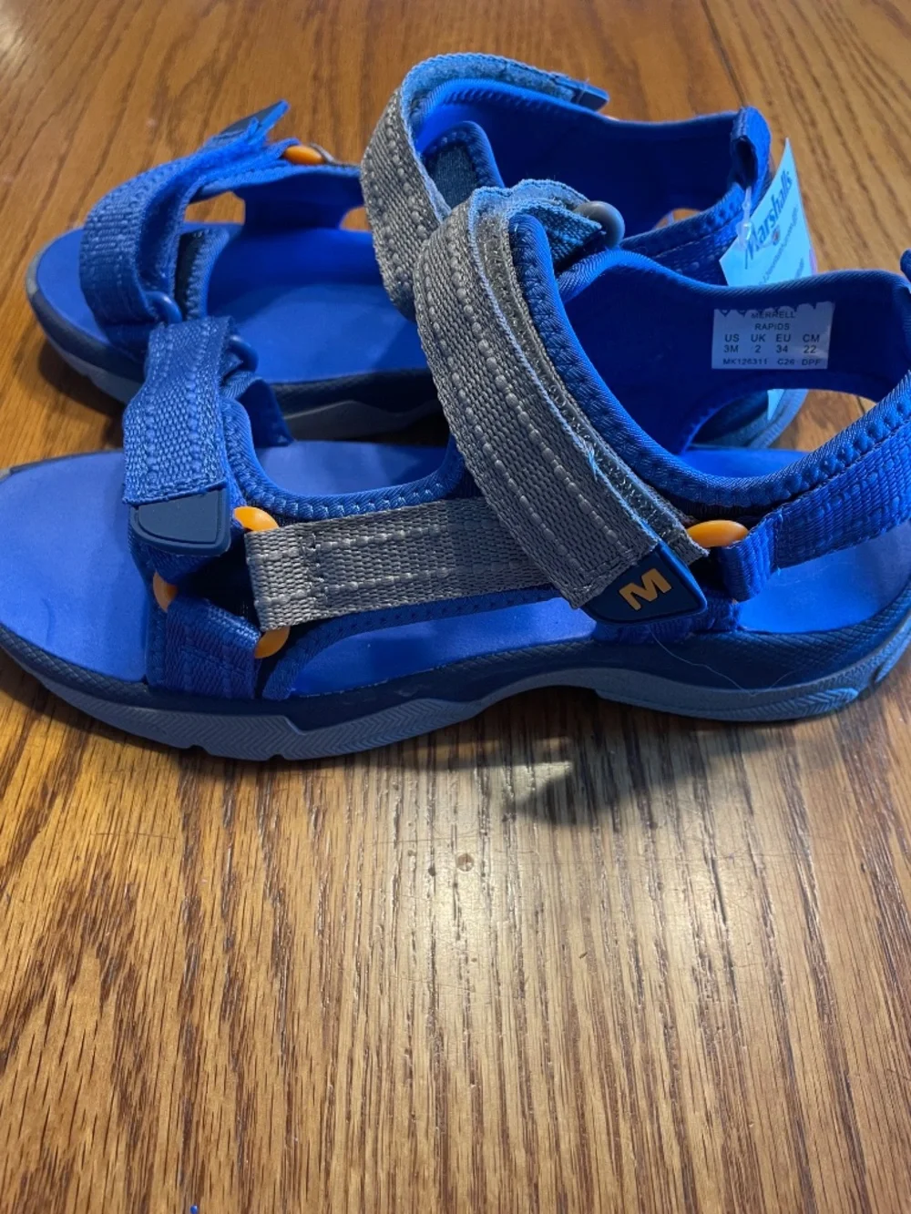 NWT Merrell Sandals Size 3